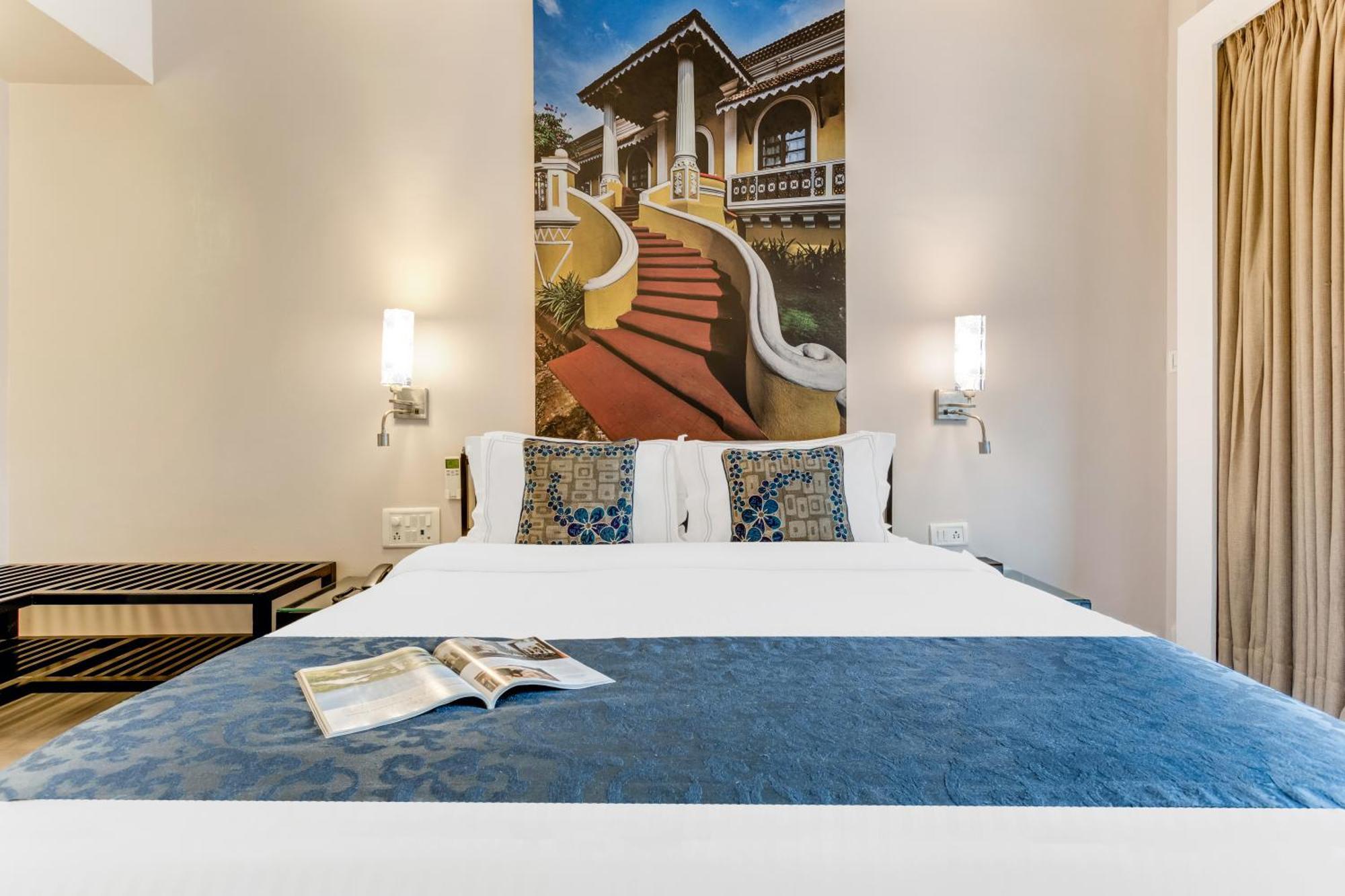 Whispering Palms Beach Resort Candolim Extérieur photo